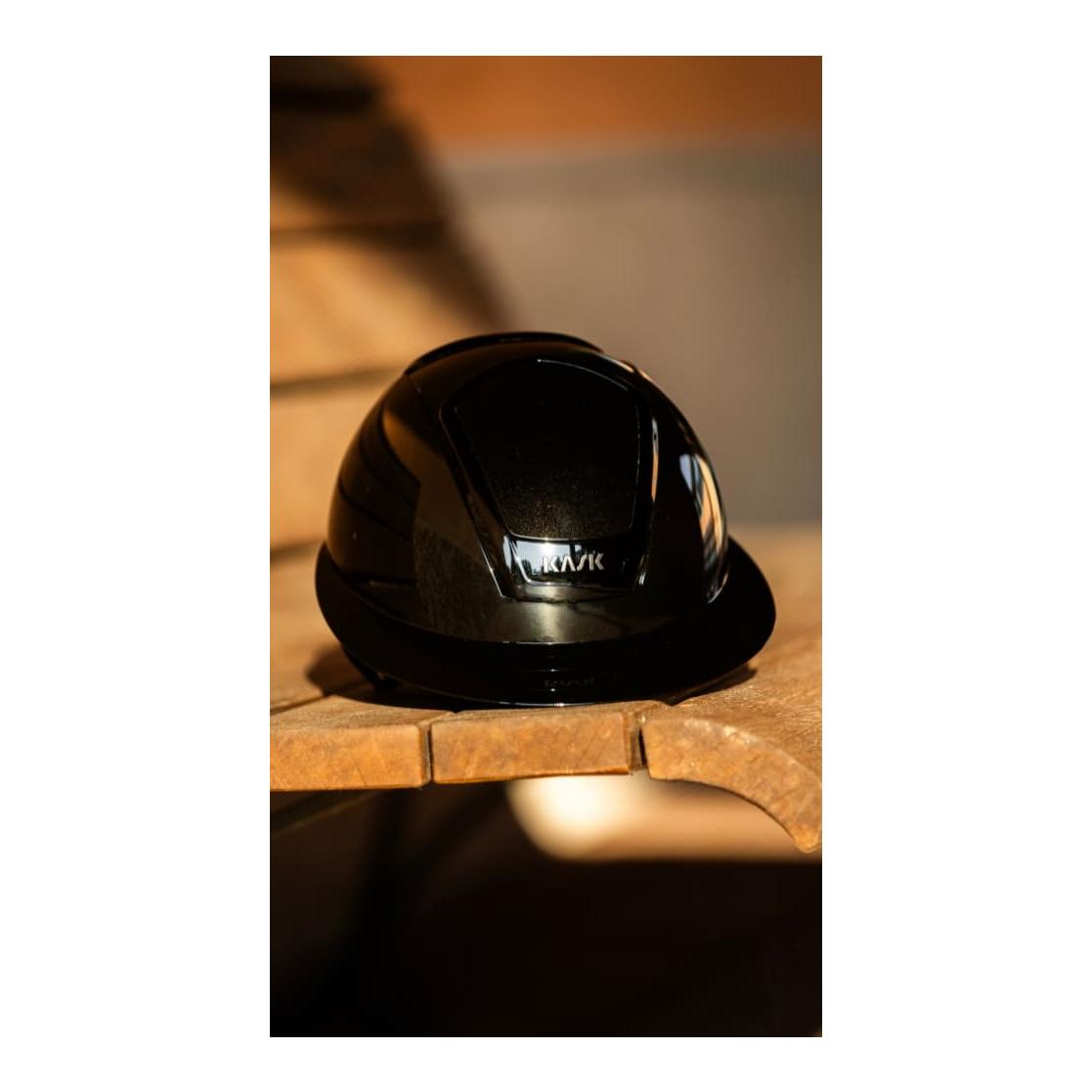 KASK Reithelm Nemesi Shine WP - schwarzer Kinnriemen