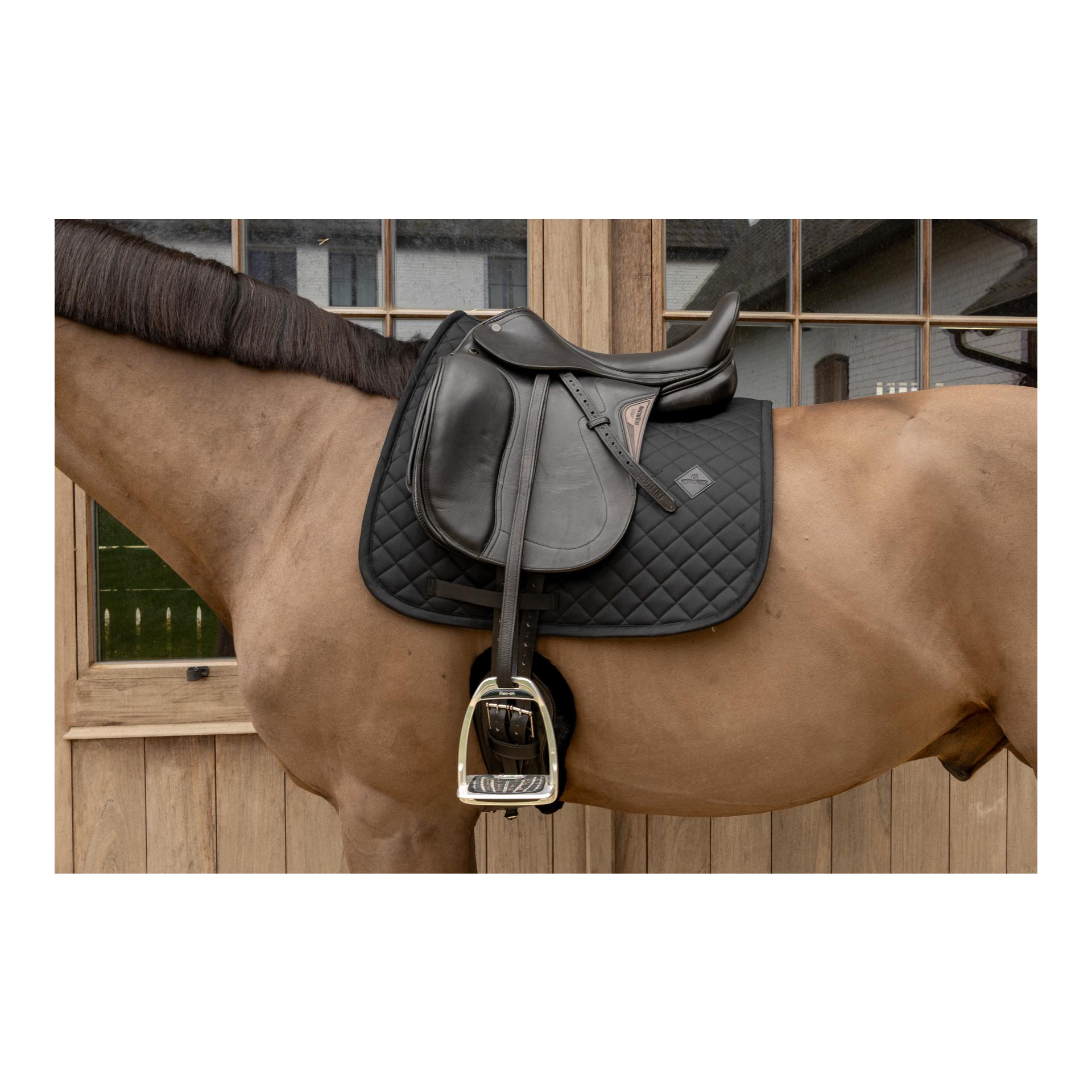Kentucky Schabracke mit Lammfell Diamand Skin Friendly