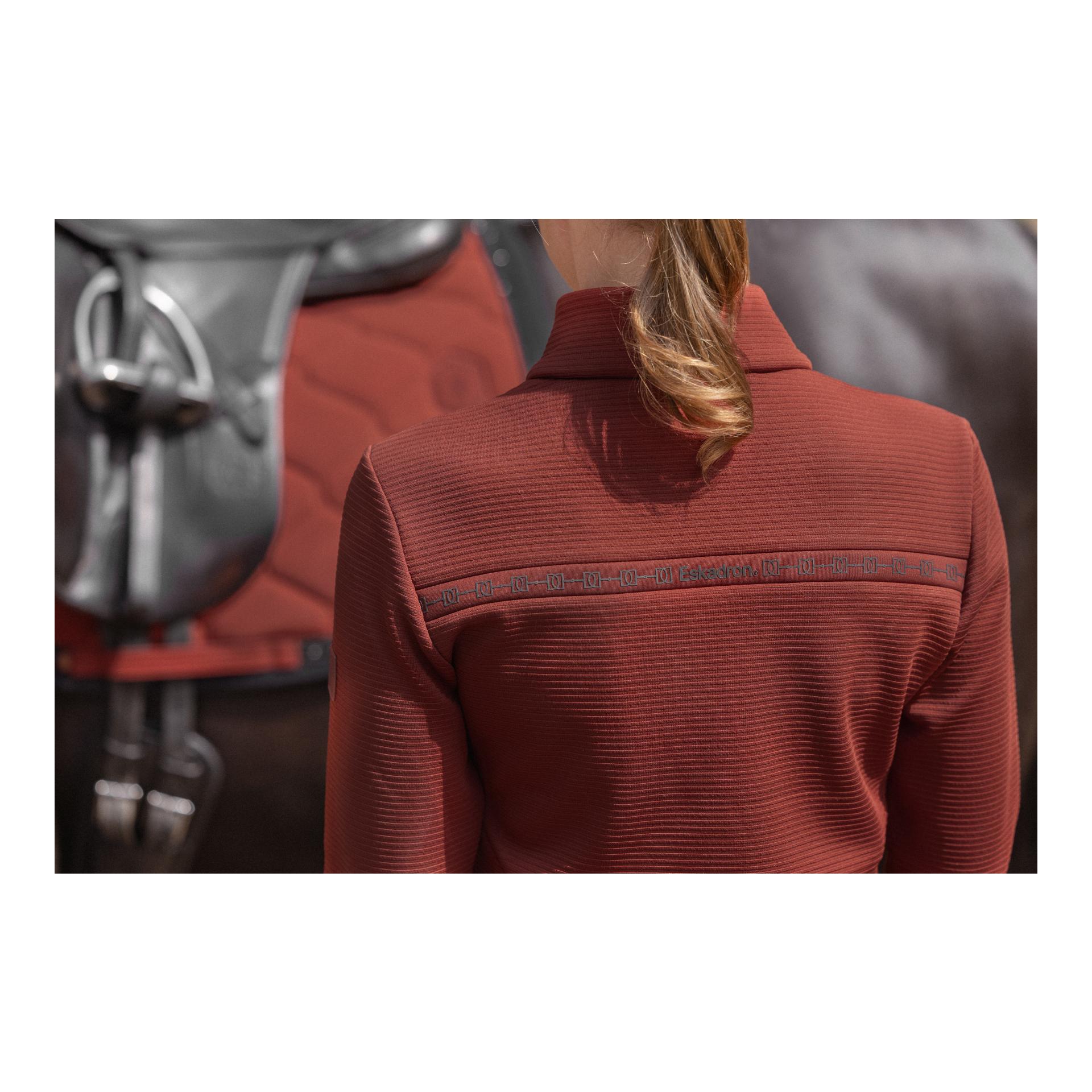 Eskadron T-shirt à fermeture éclair pour femme Heritage 26/27