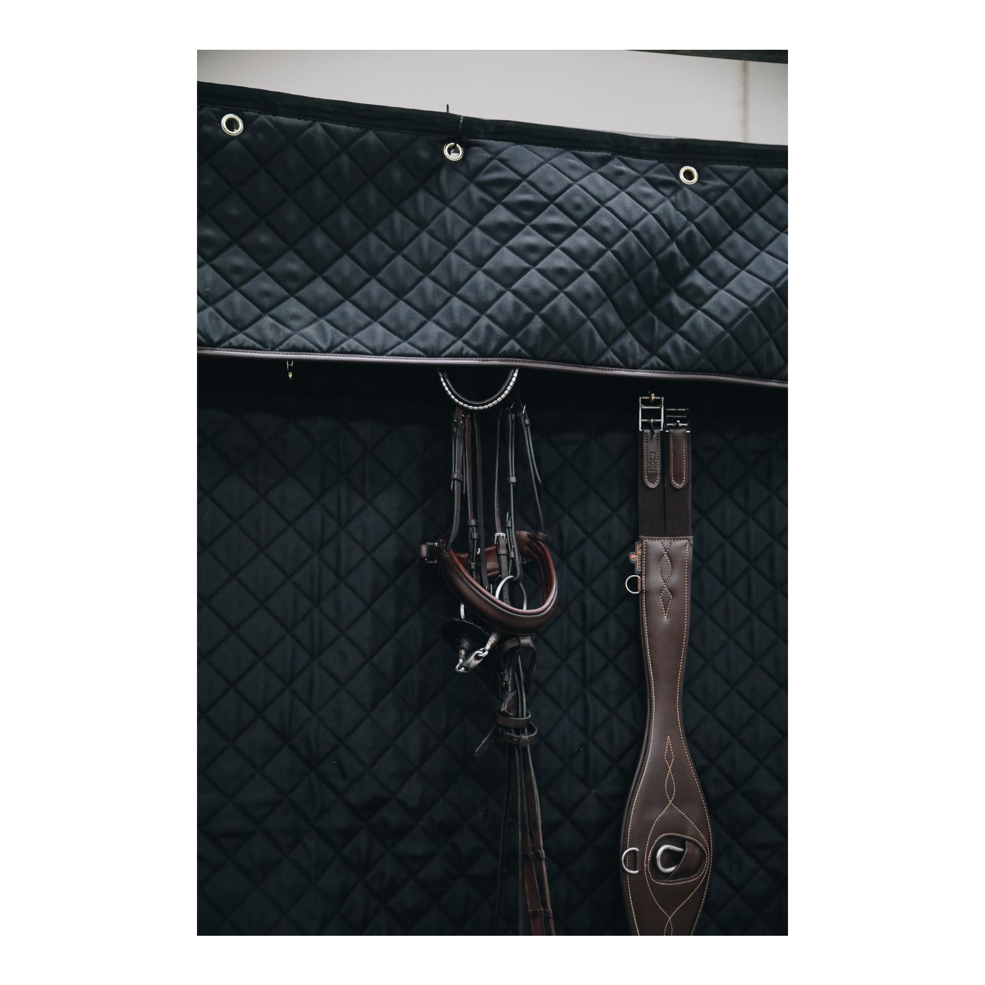 Kentucky Boxentürvohang "stable curtain"