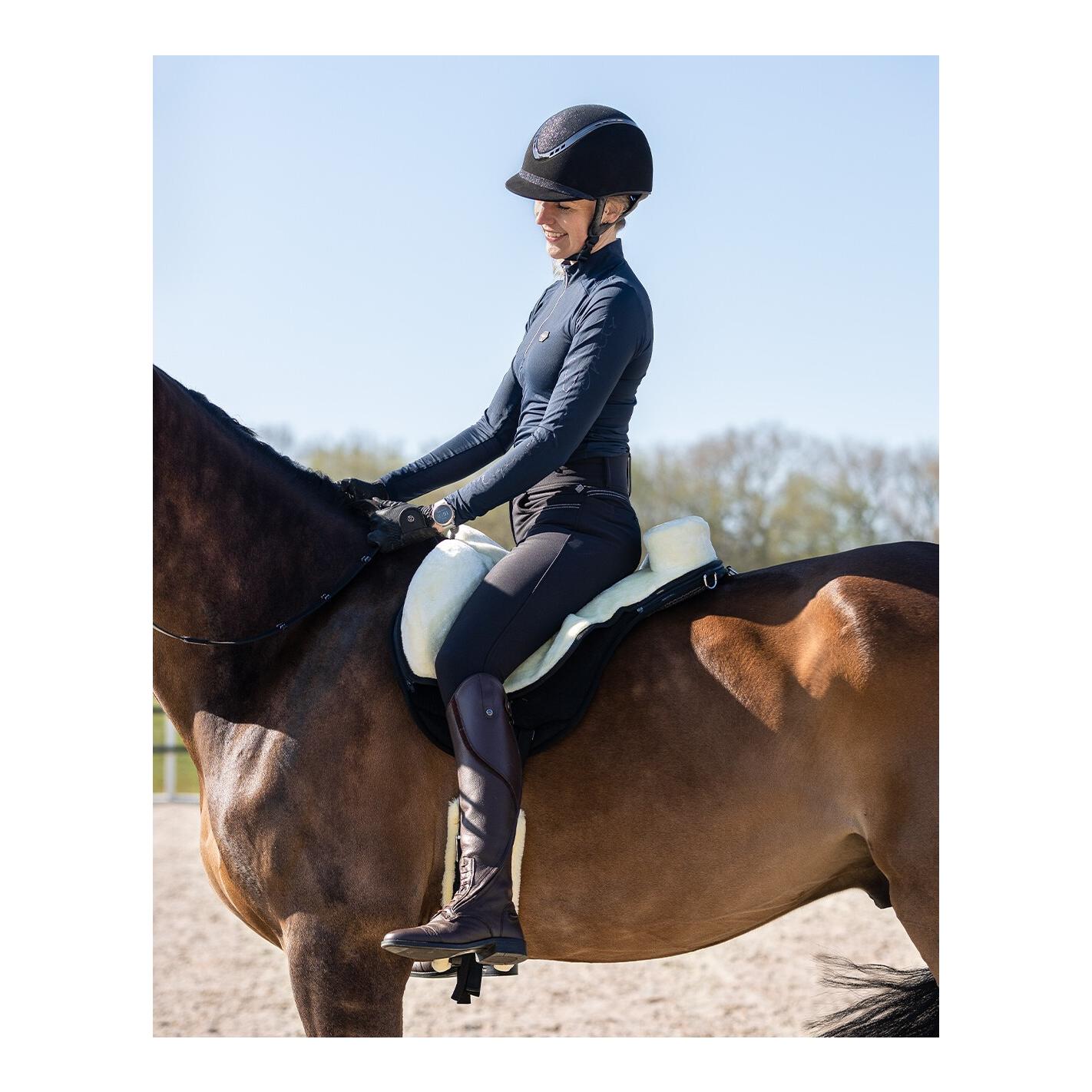 QHP Bareback Pad Super Soft – Tapis de monte à cru avec fourrure synthétique & surface antidérapante