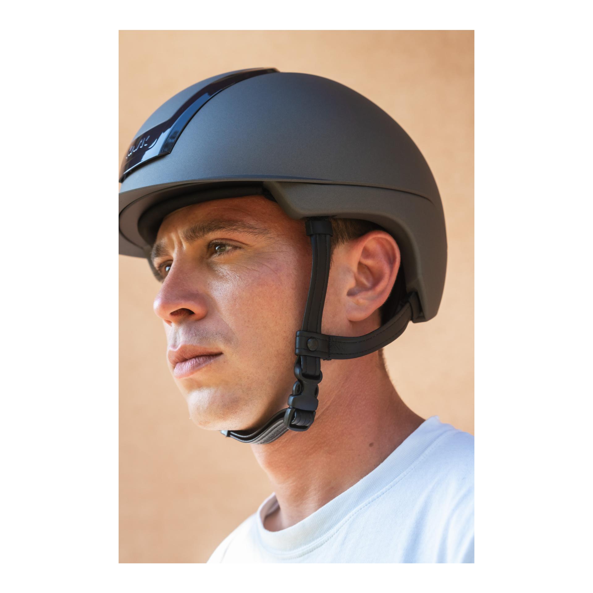 KASK Reithelm Nemesi Metal - schwarzer Kinnriemen