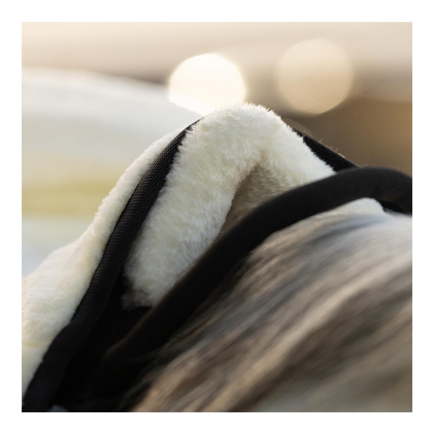 QHP Bareback Pad Super Soft – Tapis de monte à cru avec fourrure synthétique & surface antidérapante