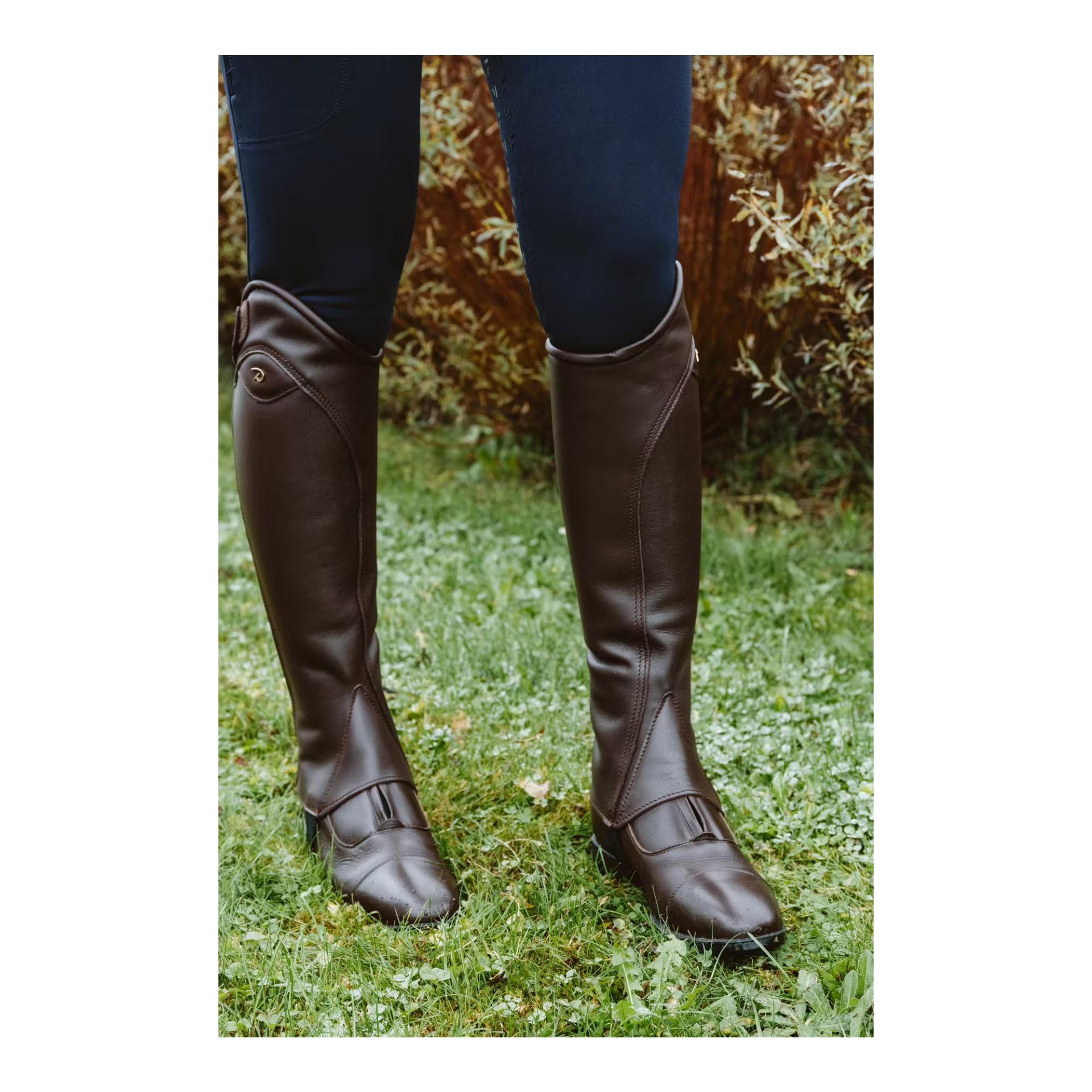 Dy'on Stiefeletten mit Frontreißverschluss