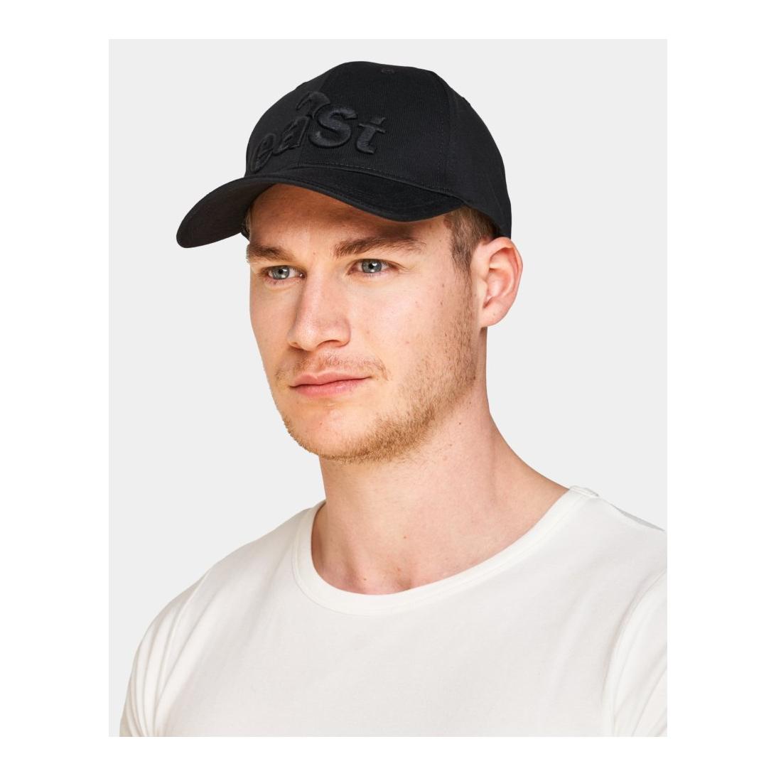 ea.St Professional Cap