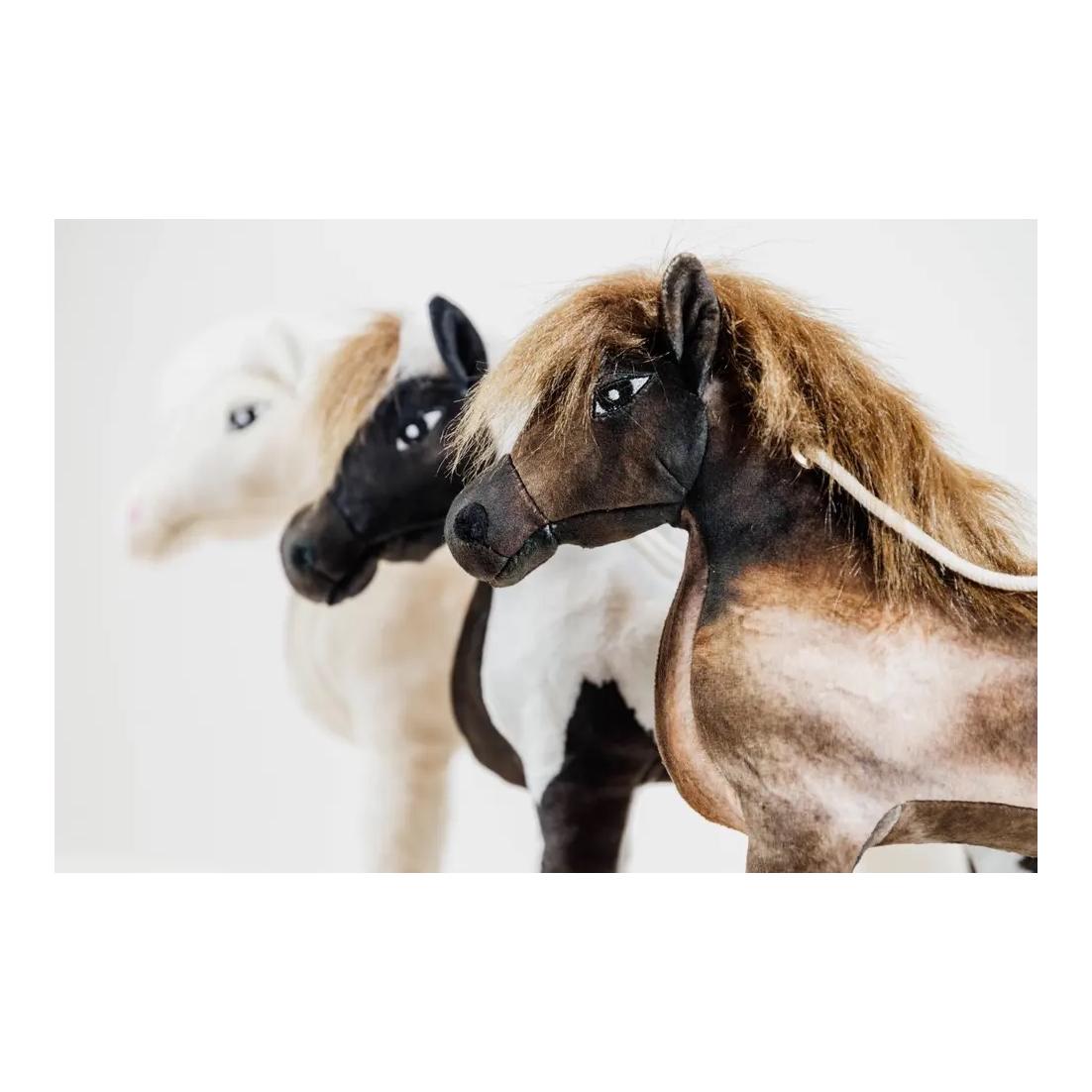 Kentucky Relax Horse Toy Tableux