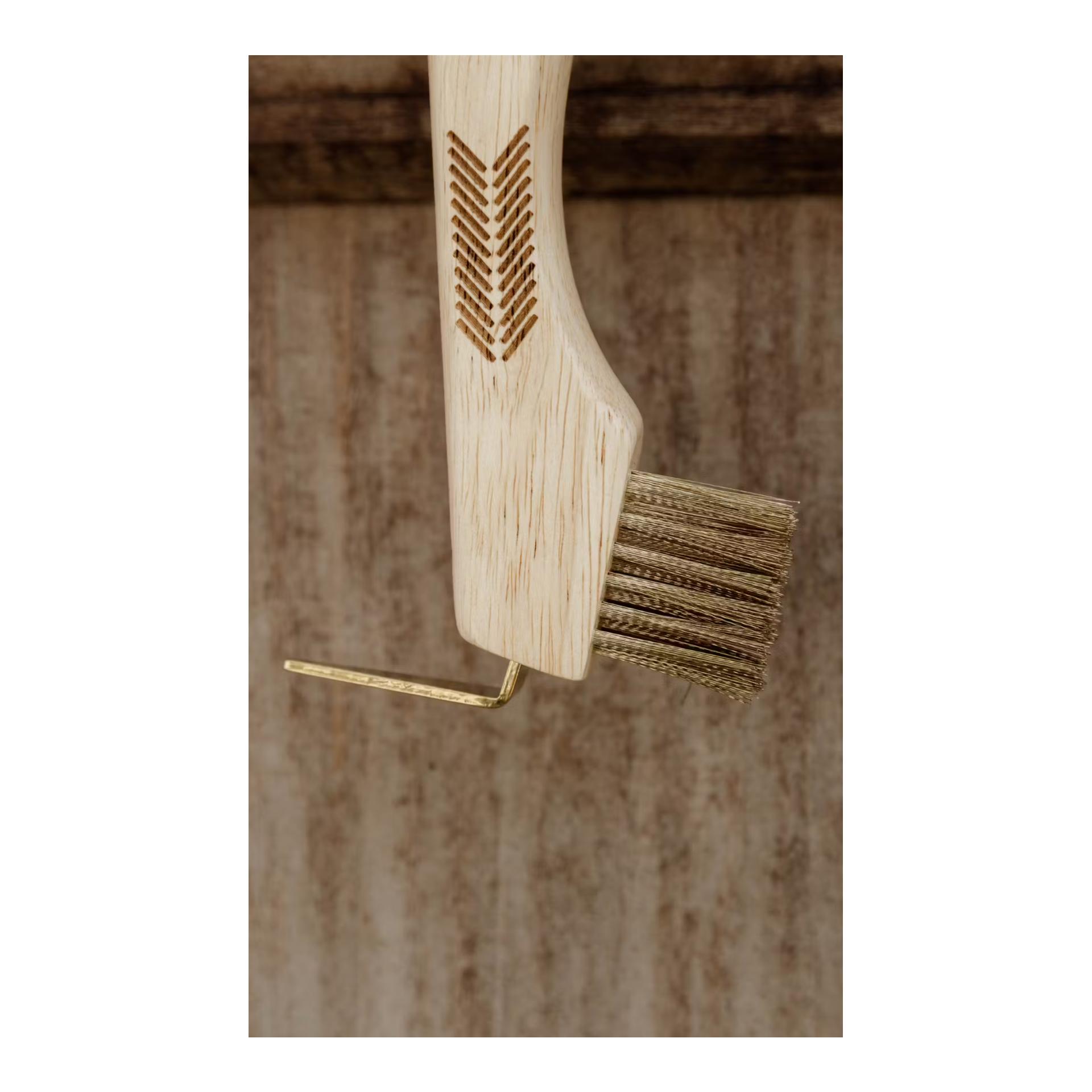 Grooming Deluxe Hufauskratzer mit Metal Bürste & magnet