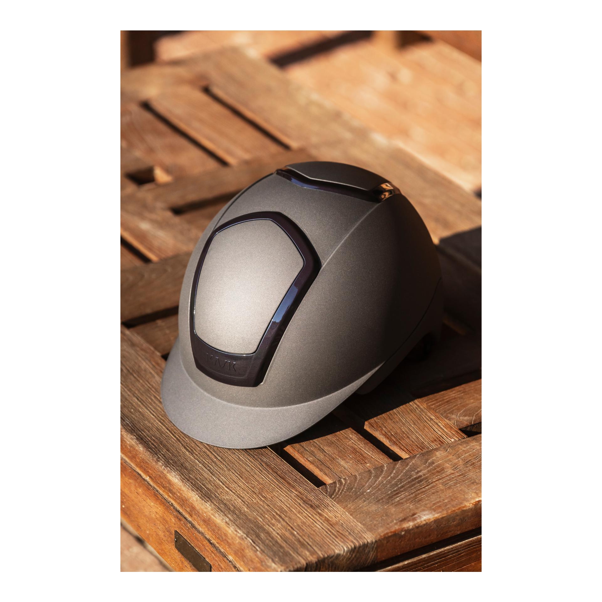 KASK Reithelm Nemesi Metal - schwarzer Kinnriemen