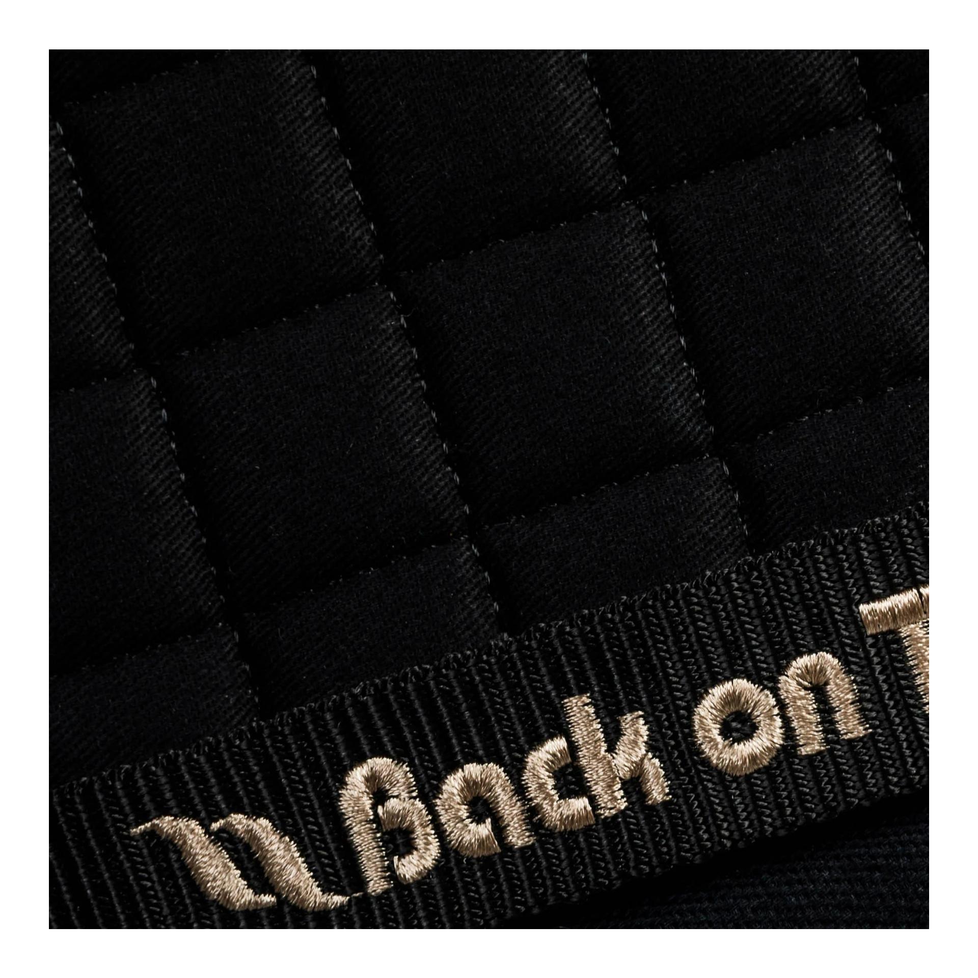 Back on Track Chabraque de dressage No. III