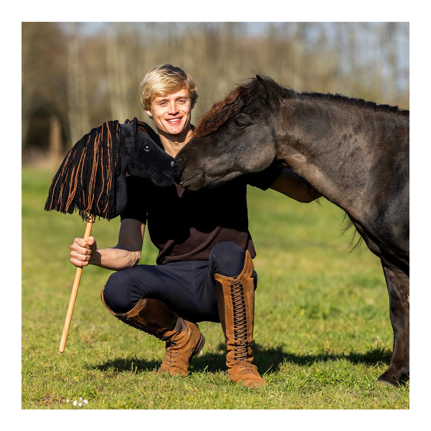 QHP Nalanta Hobby horse Macho