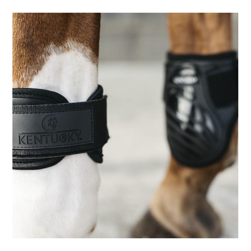 Kentucky Streichkappen young Horse - schwarz