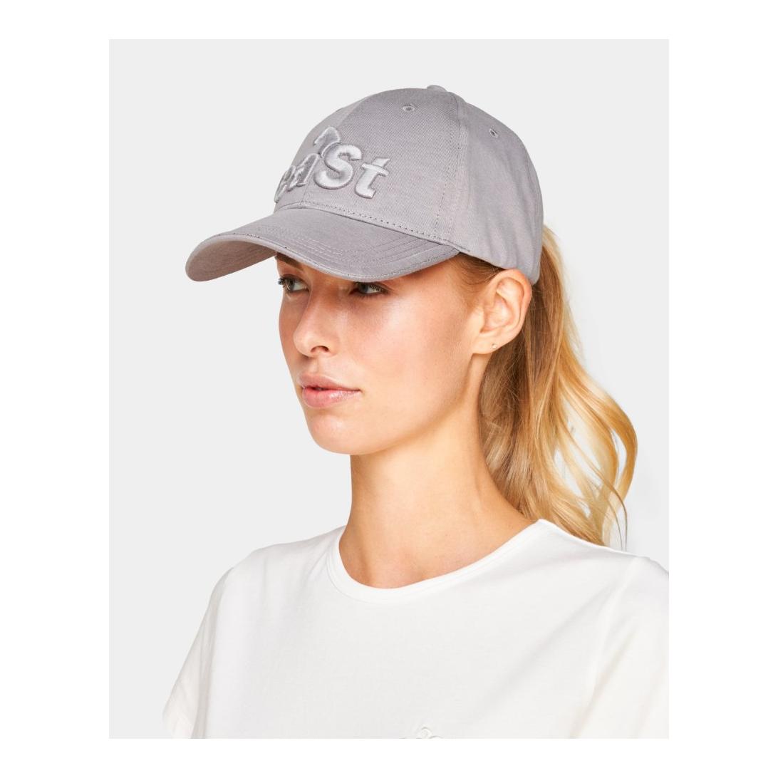 ea.St Professional Cap