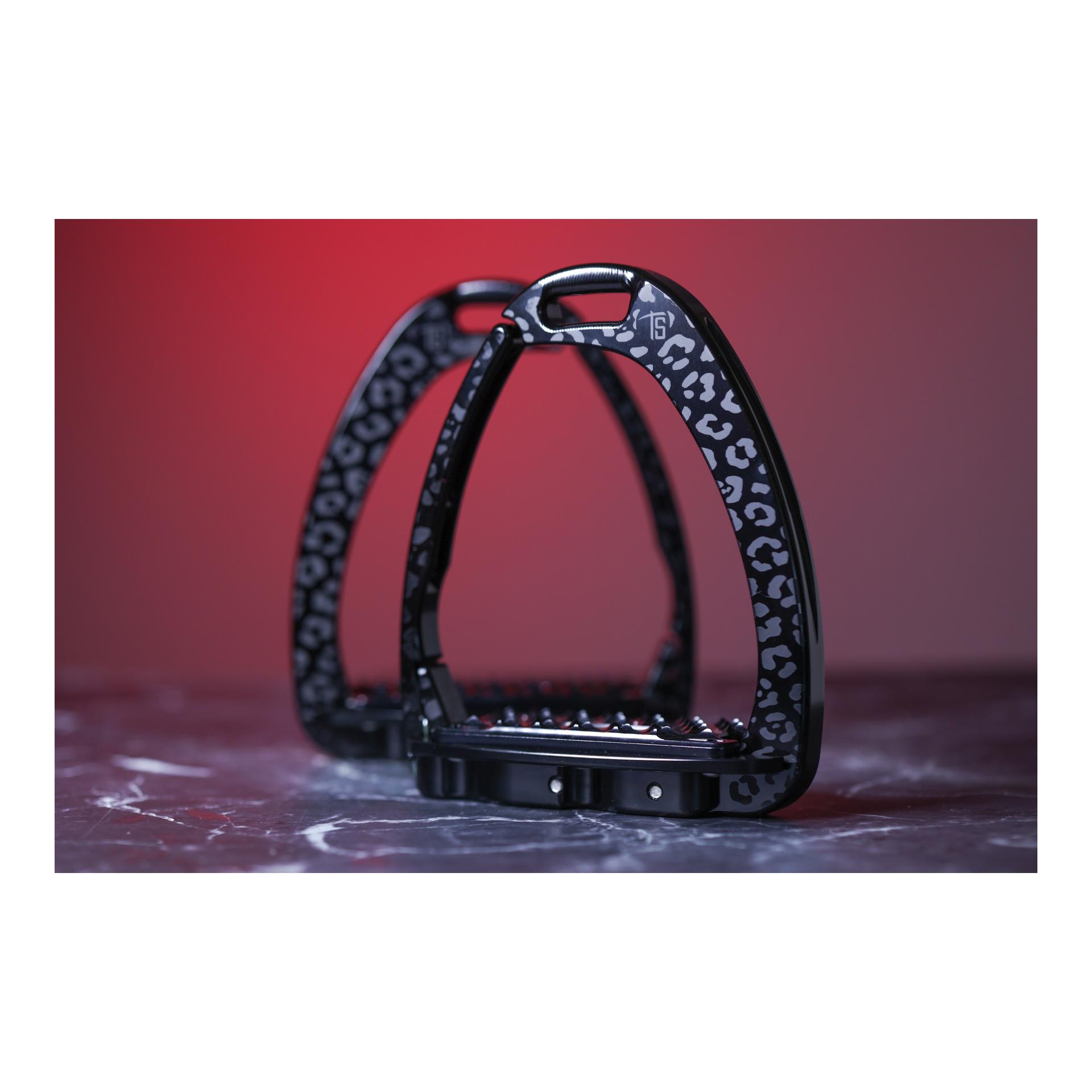 Tech Stirrups Sicherheitssteigbügel Venice Sloped Evo limited-edition Leopard