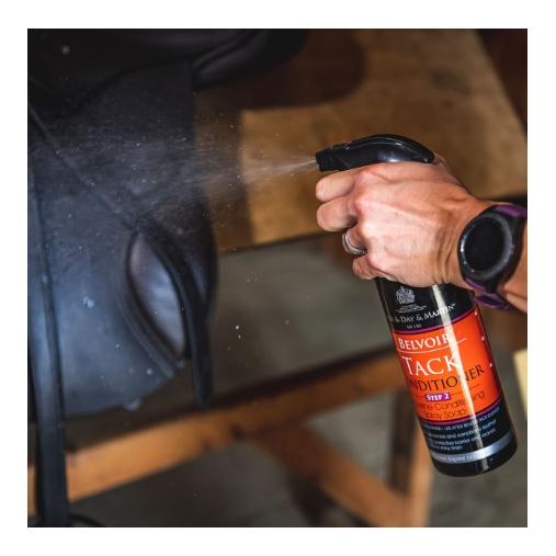 Carr & Day & Martin Tack Conditioner Spray Step 2